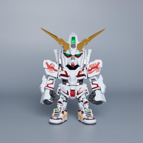 Bandai QMSV Unicorn Gundam Banshee Destory Mode Ver.NIKE SB