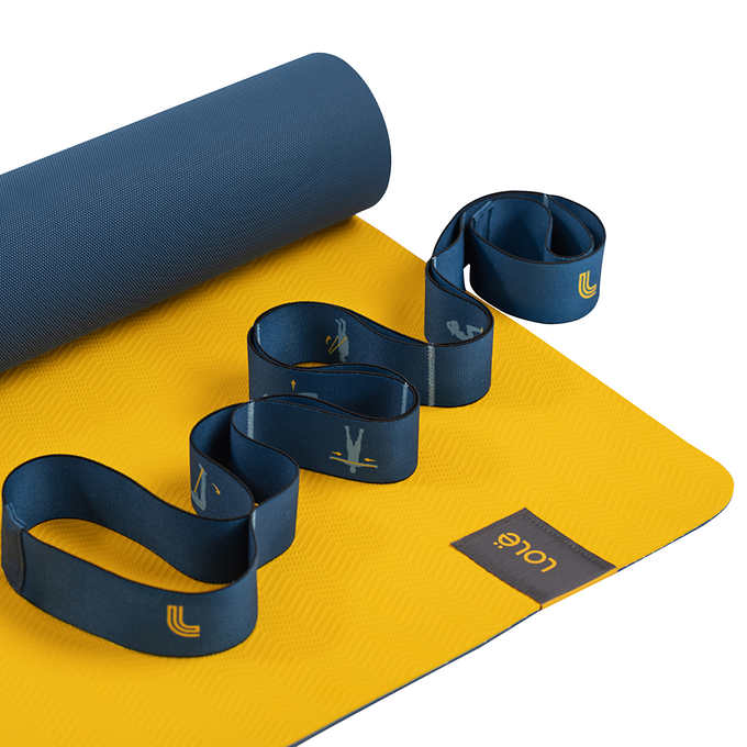 Lolë Yoga Mat With 2-in-1 strap(Carrying strap / Resistance Band), 61c –