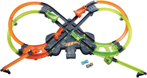 Hot Wheels Action Colossal Crash Motorized Track Set with 2 HW Cars