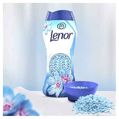 Ariel + Lenor display. Ariel pods 42 u. + Lenor pearls 36 u