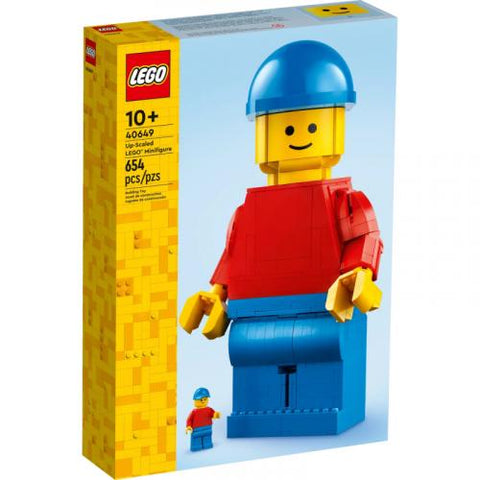LEGO Minifigures Series 40649 Up-Scaled LEGO Minifigure