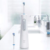 Oral-B Aquacare 6 Pro-Expert Water Flosser Cordless Irrigator, Featuring Oxyjet Technology and 6 Cleaning Modes, UK 2 Pin Plug